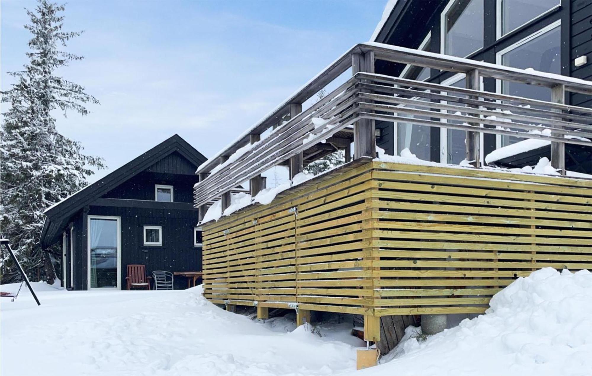 Amazing Home In Sjusjoen With Kitchen Exteriér fotografie