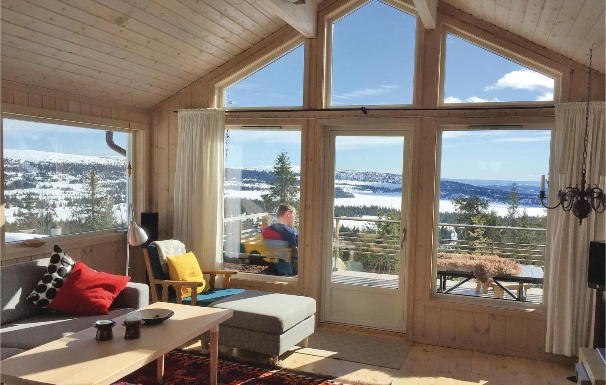 Amazing Home In Sjusjoen With Kitchen Exteriér fotografie